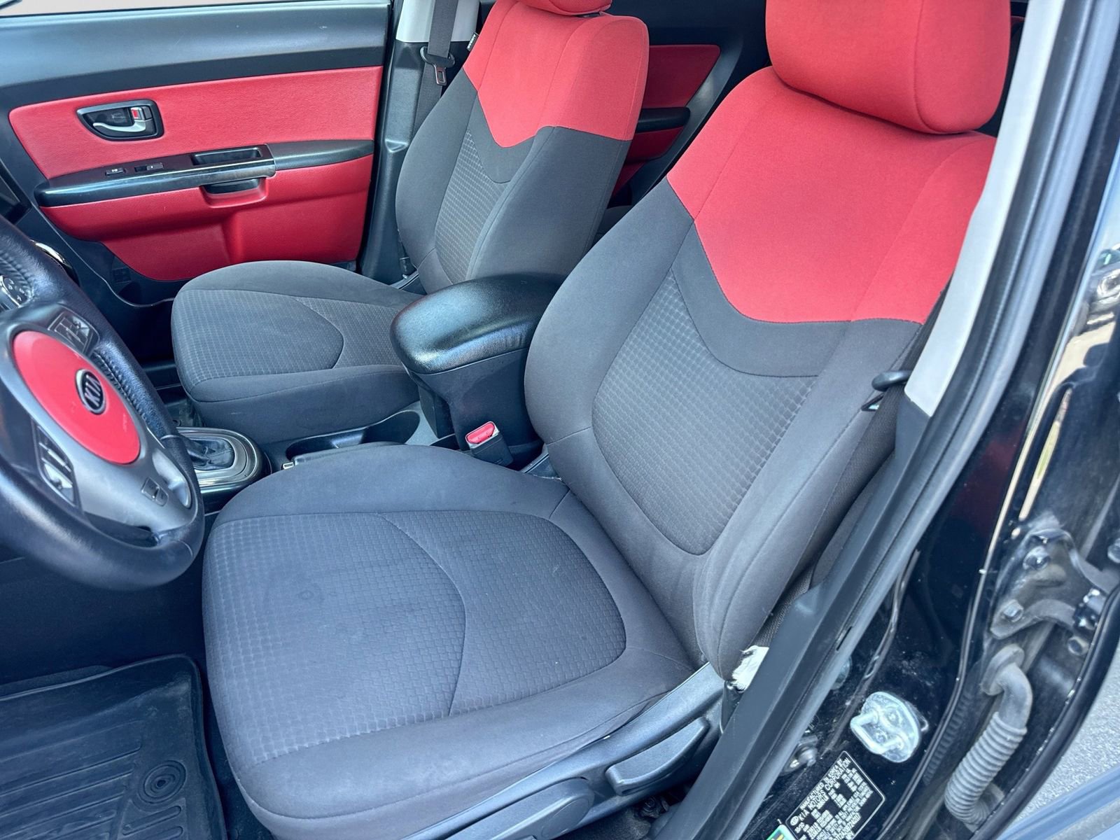 Used 2011 Kia Soul Sport FWD image 17
