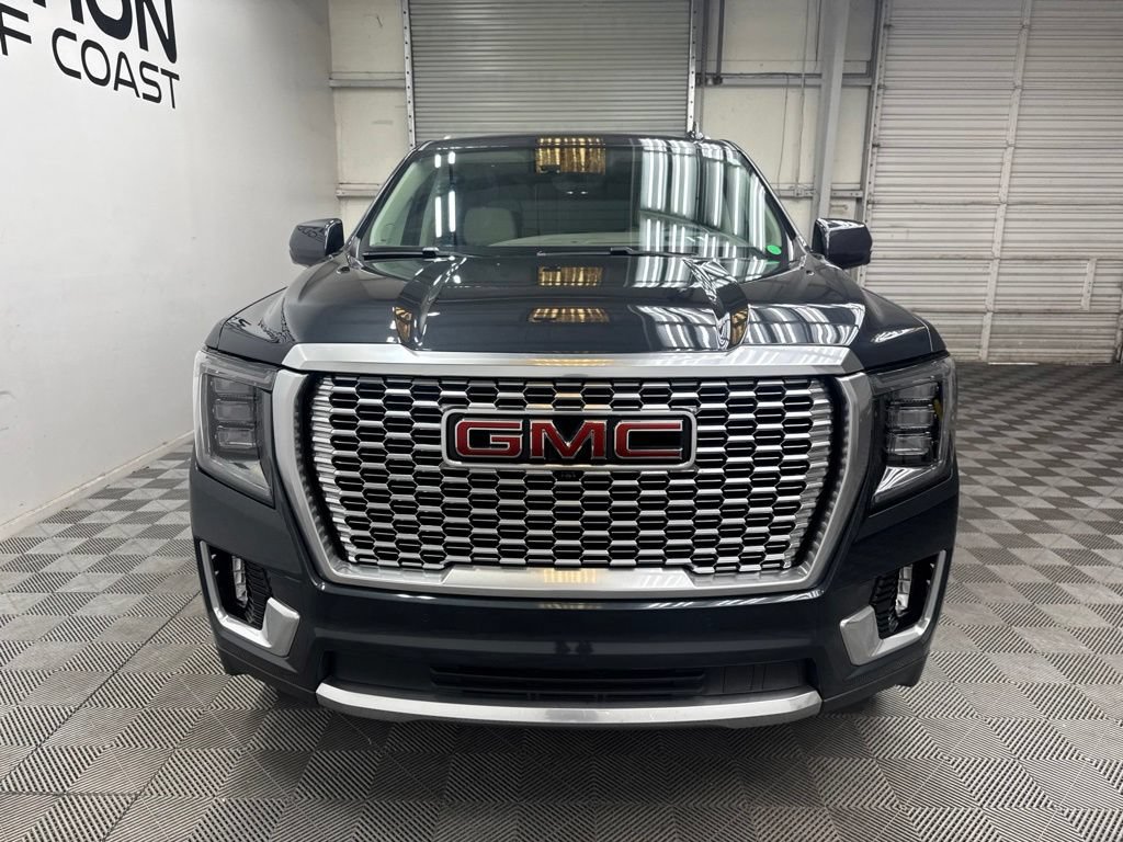 Used 2021 GMC Yukon Denali w/ Denali Premium Package RWD image 9
