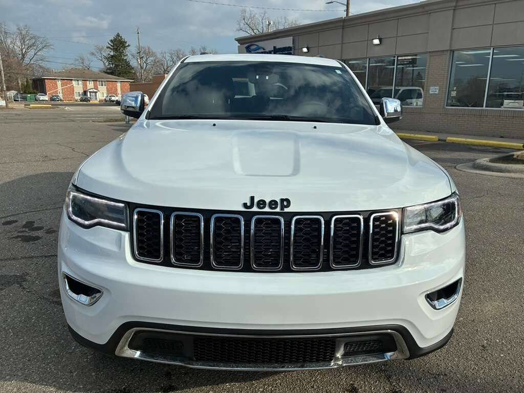 Used 2022 Jeep Grand Cherokee Limited w/ Tech Group image 2
