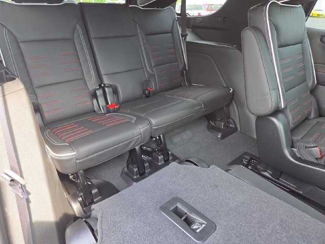 New 2026 GMC Yukon AT4 Ultimate AWD/4WD image 25