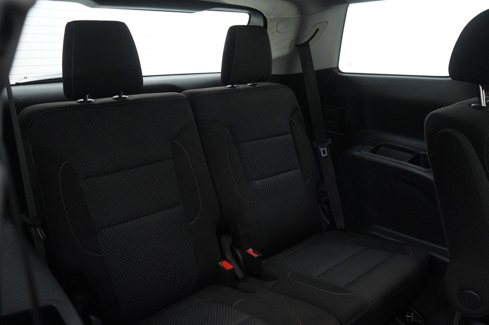 Used 2023 GMC Acadia SLE image 14