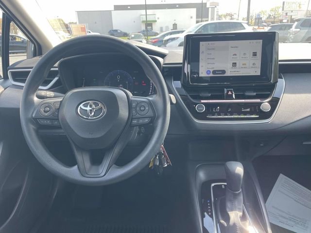 Used 2026 Toyota Corolla LE image 11