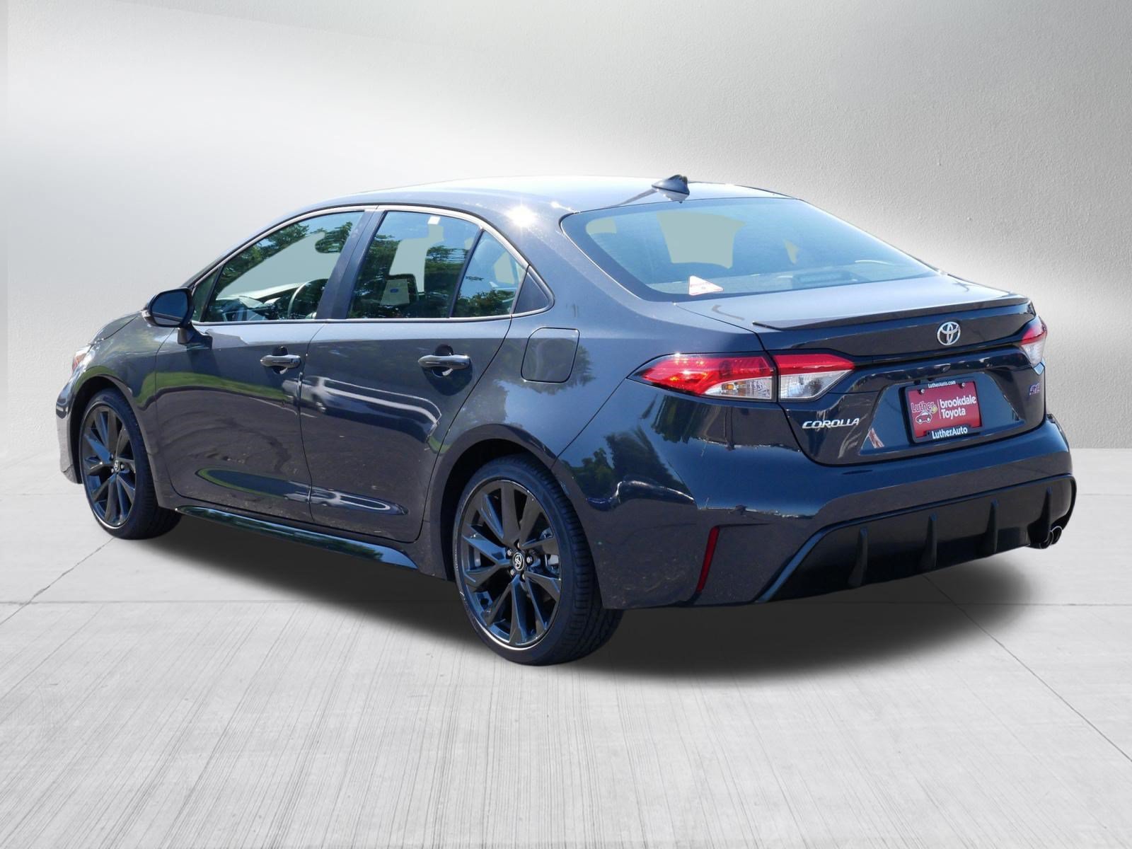 Certified 2025 Toyota Corolla SE FWD image 5