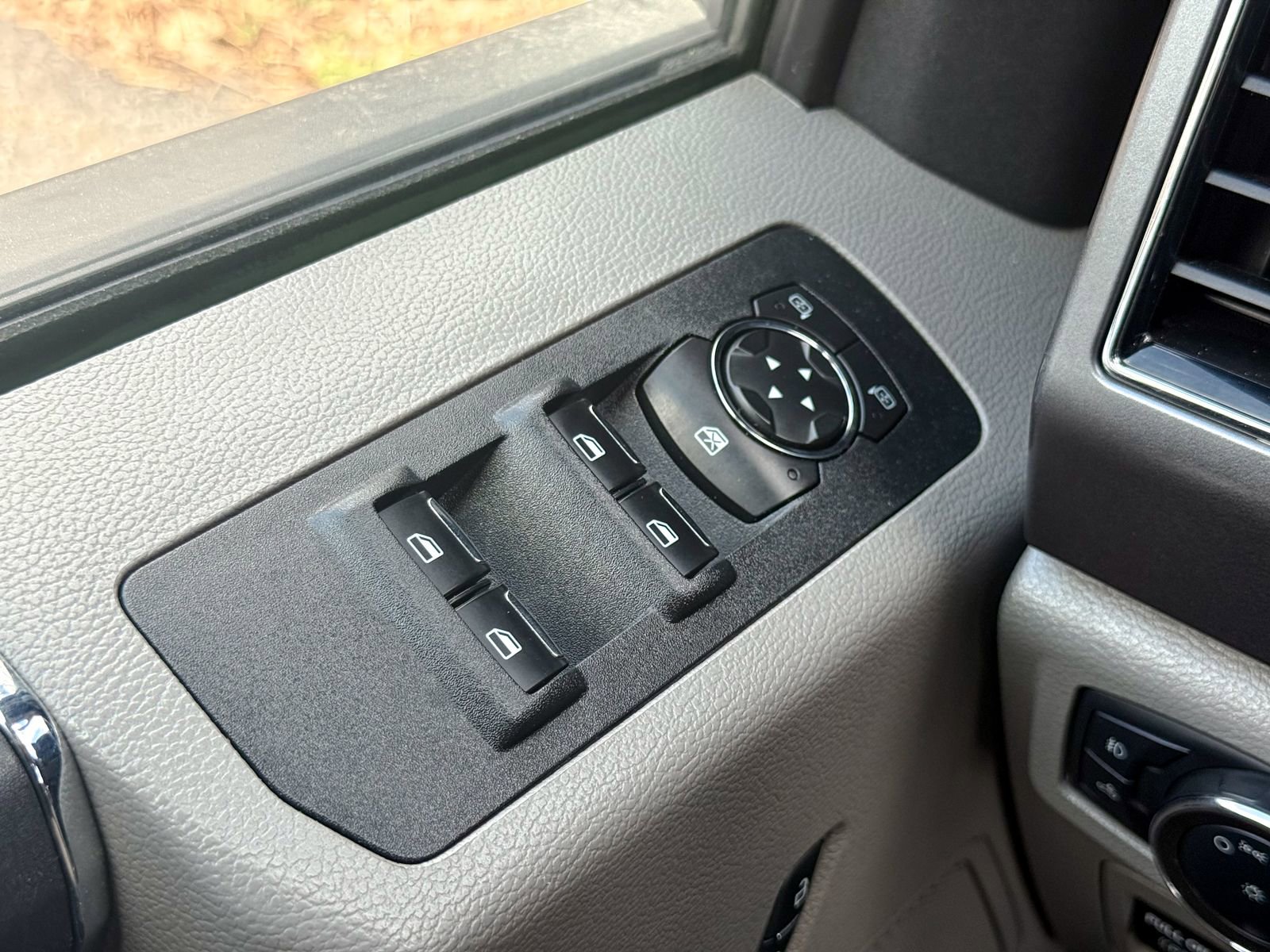 Certified 2020 Ford F150 XLT w/ Trailer Tow Package image 31