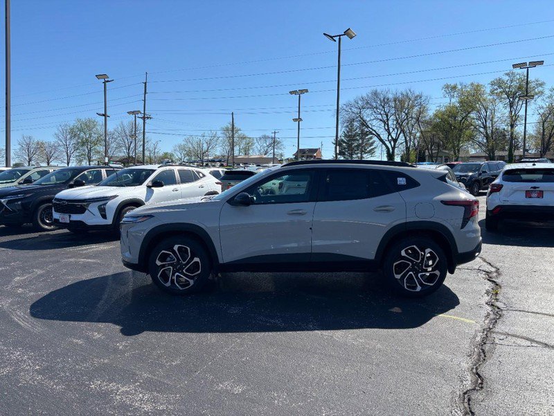 New 2026 Chevrolet Trax RS w/ Driver Confidence Package video 2