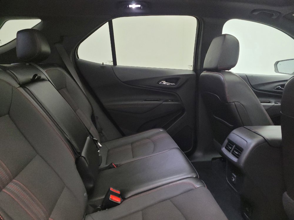 Used 2022 Chevrolet Equinox RS w/ Infotainment Package FWD image 19