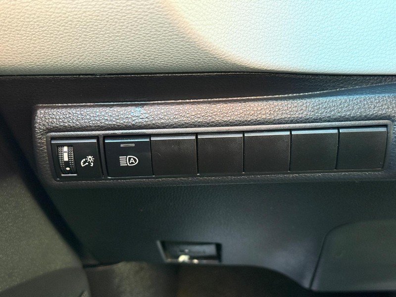 Used 2024 Toyota Corolla SE FWD image 29