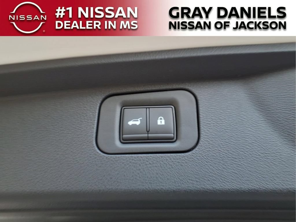 New 2026 Nissan Armada Platinum AWD/4WD image 10