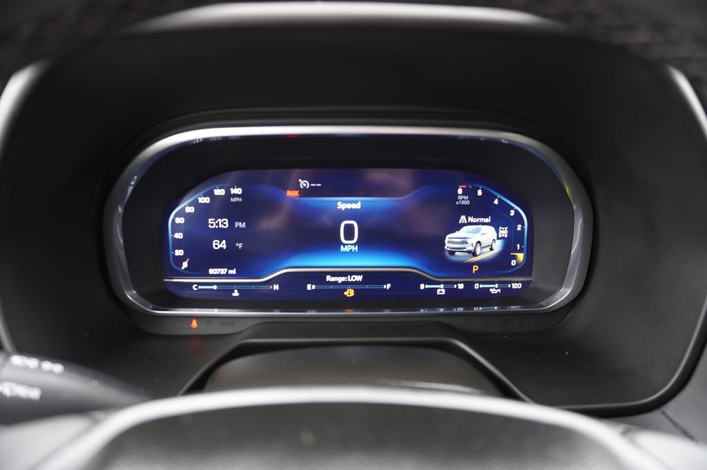 Used 2023 Chevrolet Suburban Premier image 15