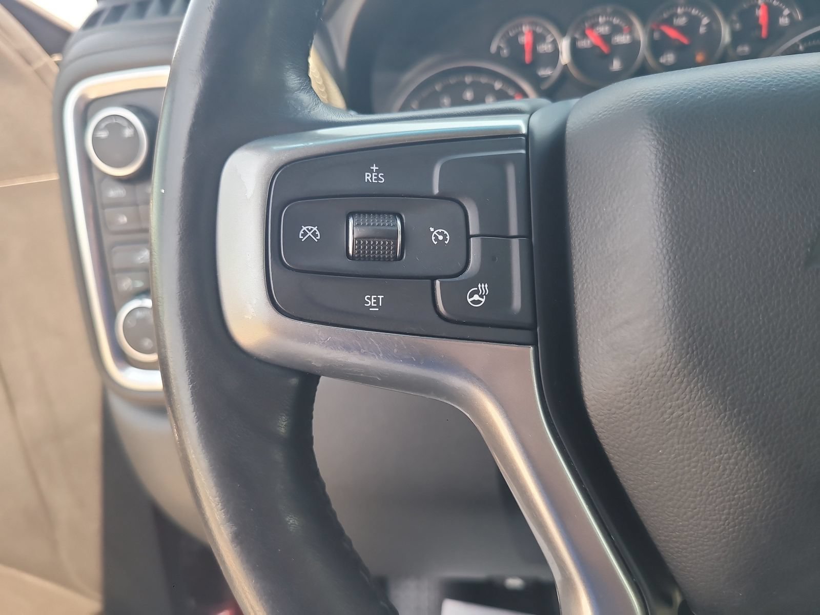Used 2019 Chevrolet Silverado 1500 LT w/ Texas Edition AWD/4WD image 14