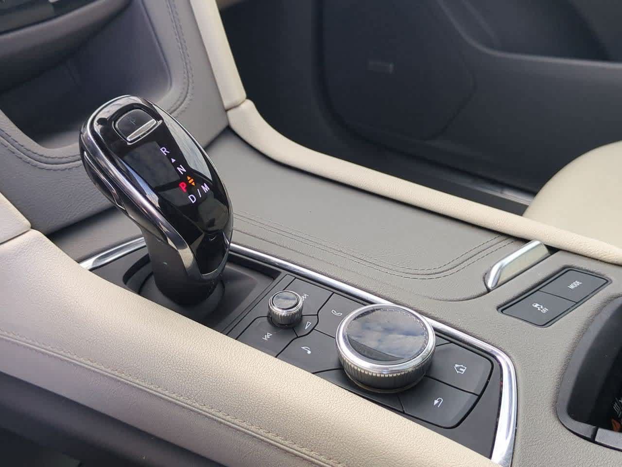 Used 2022 Cadillac XT5 Premium Luxury AWD/4WD image 32