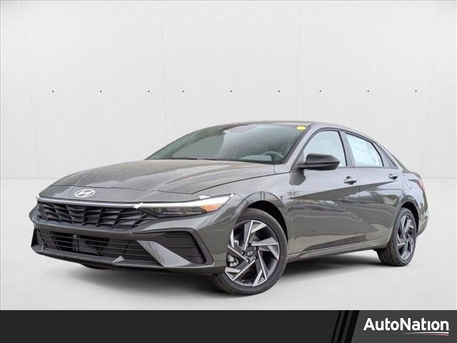 New 2025 Hyundai Elantra SEL