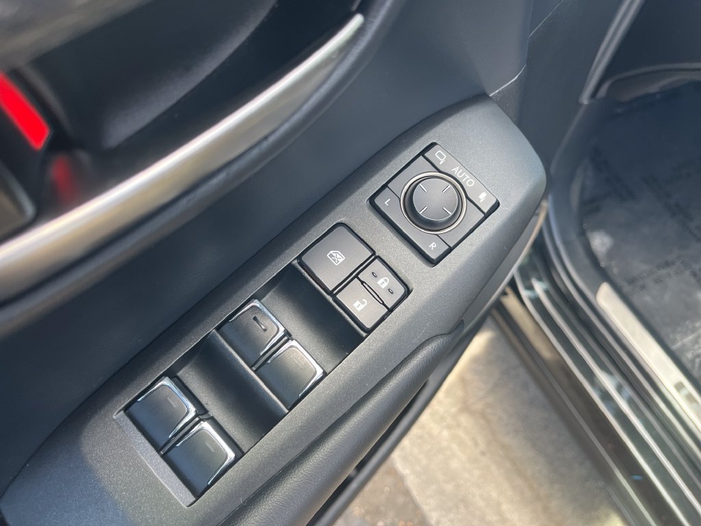 Used 2019 Lexus NX 300h AWD w/ Premium Package image 11