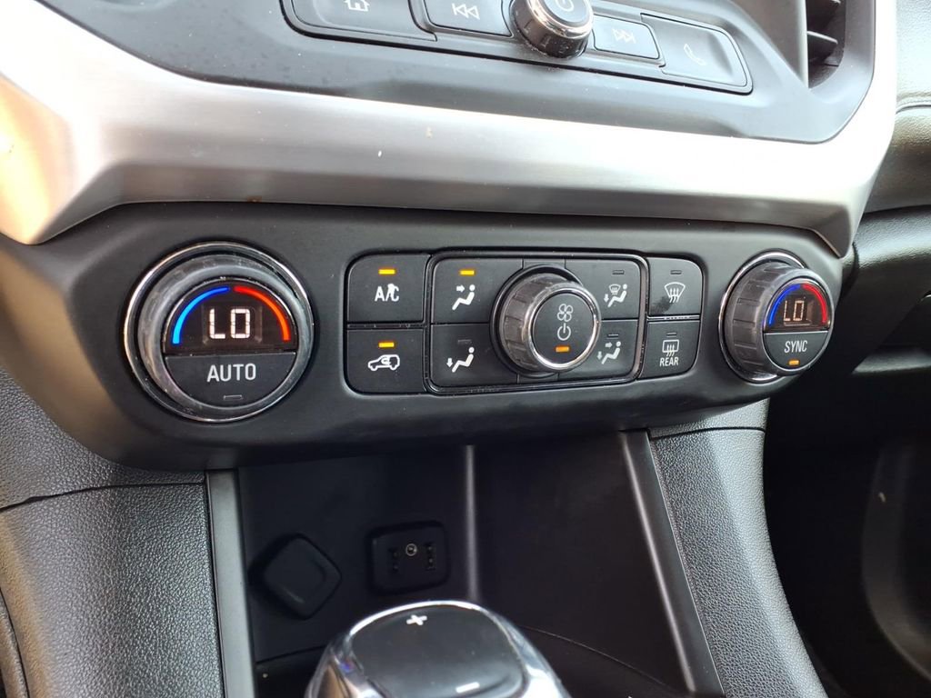 Used 2019 GMC Acadia SLE FWD image 13