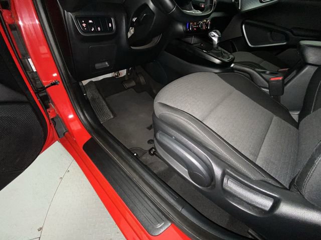 Used 2020 Kia Soul GT-Line w/ GT 2.0L Power Sunroof Package image 12