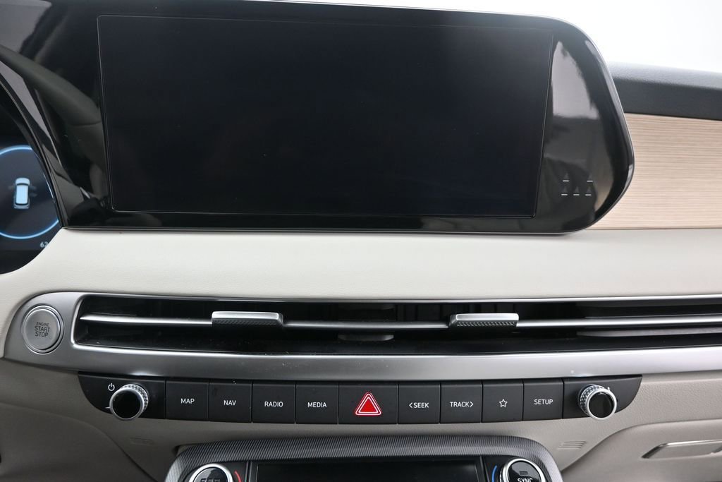 Used 2024 Hyundai Palisade Limited FWD image 17