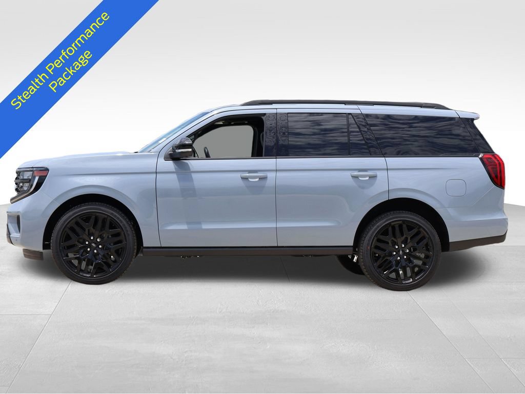 New 2027 Ford Expedition Platinum w/ Stealth Performance Package AWD/4WD image 2