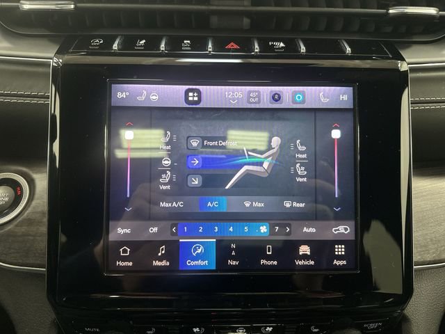 Used 2022 Jeep Grand Cherokee Overland image 18