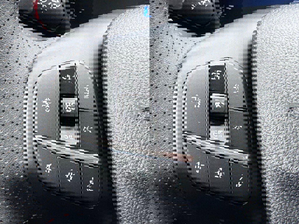 New 2025 Ford Escape ST-Line Select w/ Tech Pack #1 image 8