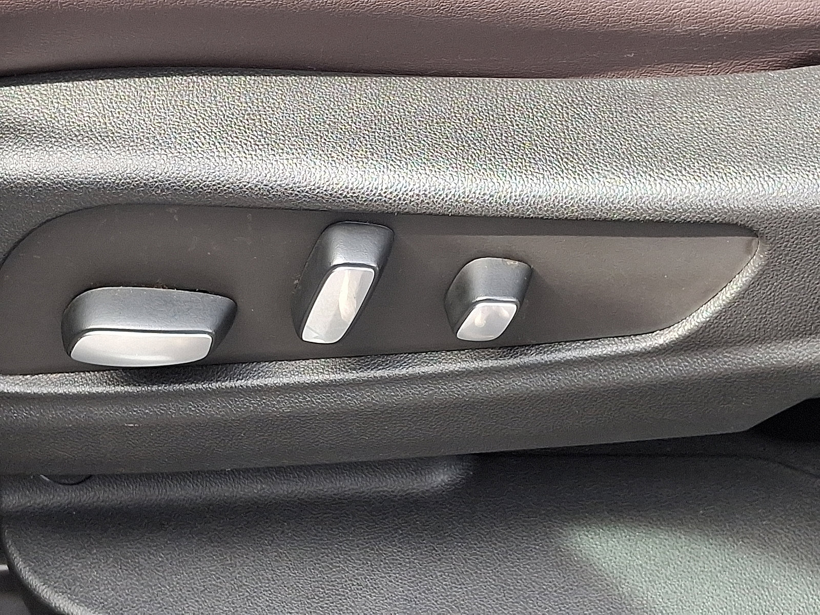 Used 2022 Cadillac XT6 Premium Luxury image 17