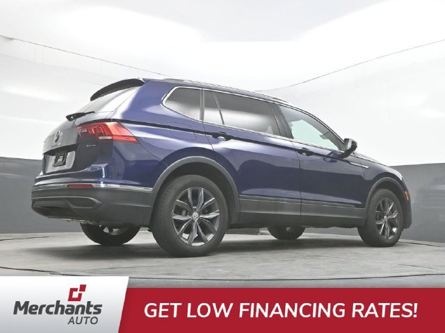 Used 2022 Volkswagen Tiguan SE AWD/4WD image 45