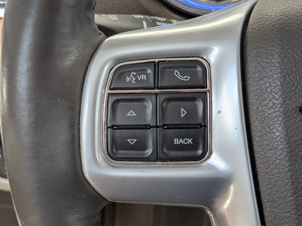 Used 2014 Chrysler 300 C RWD image 32