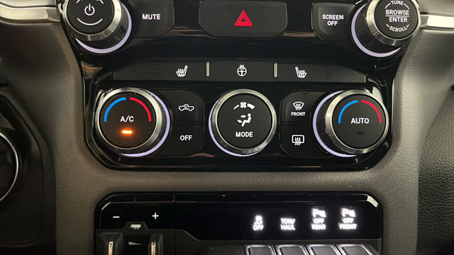 Used 2023 RAM 1500 Big Horn AWD/4WD image 17