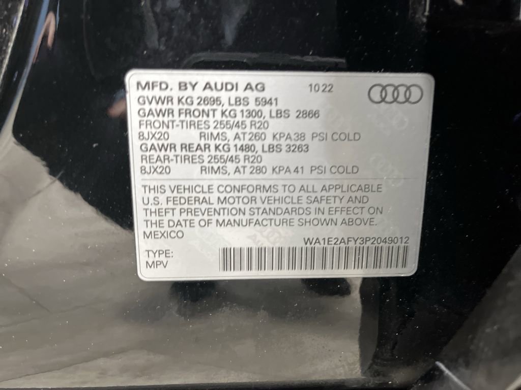 Used 2023 Audi Q5 e Premium Plus w/ Premium Plus Package image 38