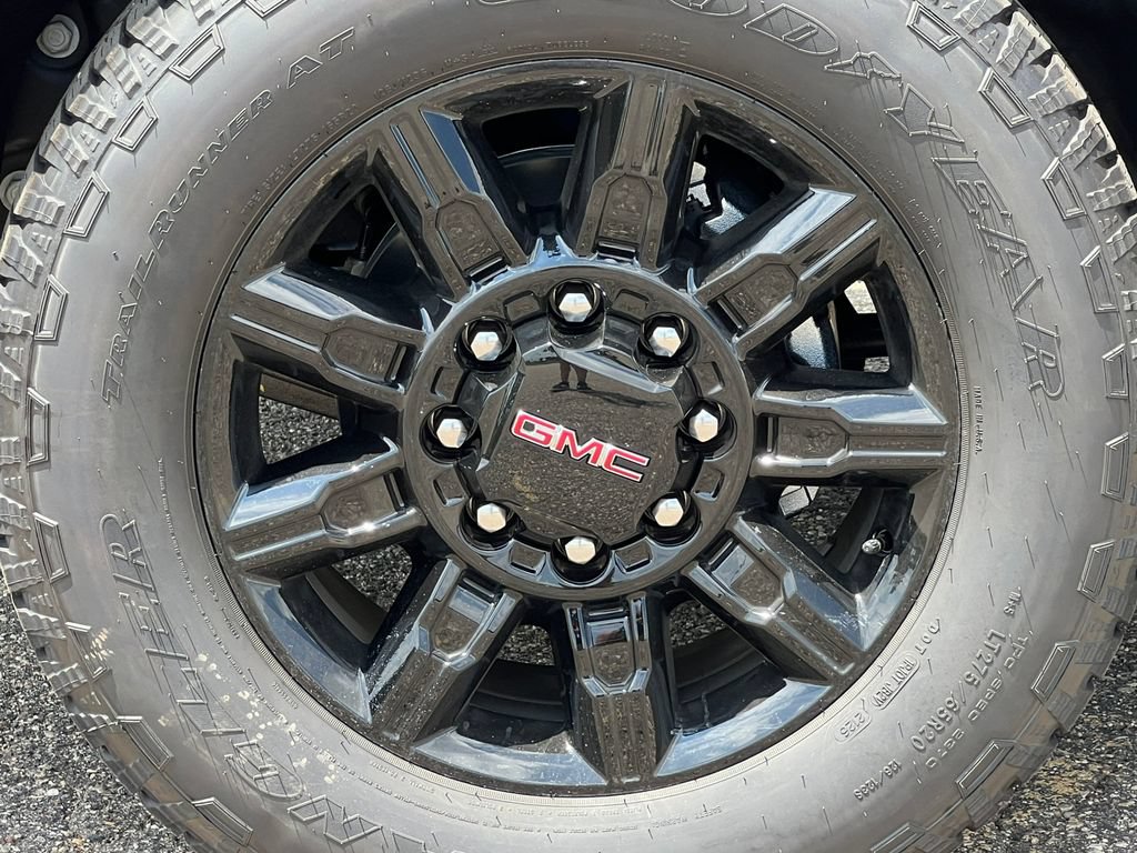 New 2026 GMC Sierra 2500 AT4 w/ AT4 Premium Plus Package AWD/4WD image 6