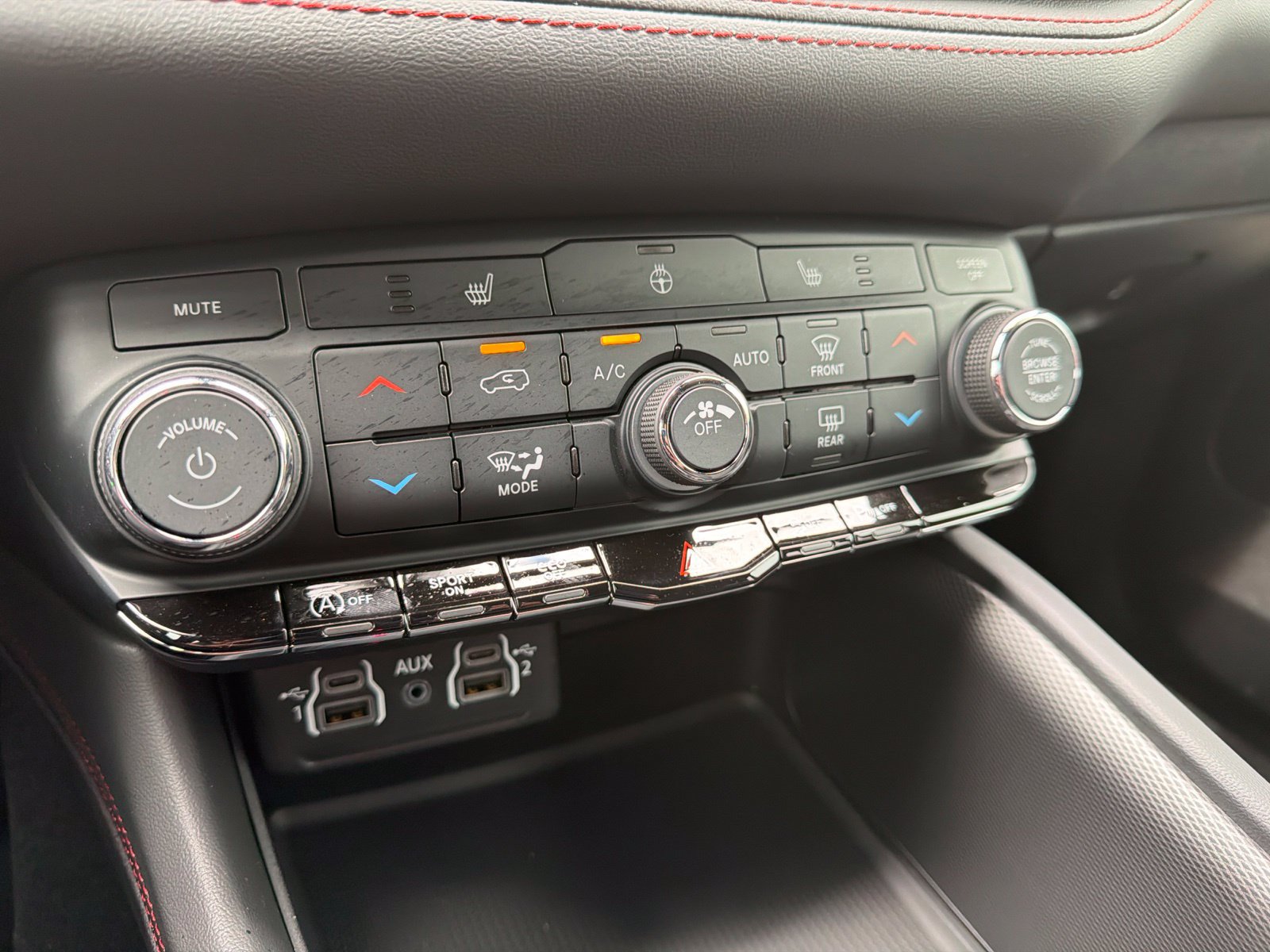 New 2026 Dodge Durango GT w/ Blacktop Package RWD image 23