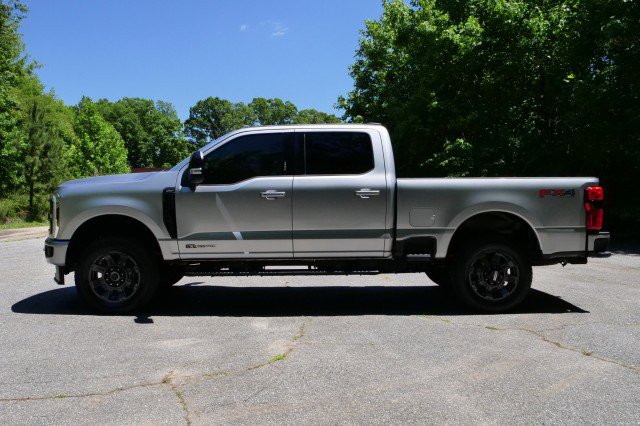 Used 2024 Ford F250 Lariat w/ Sport Appearance Package AWD/4WD image 37