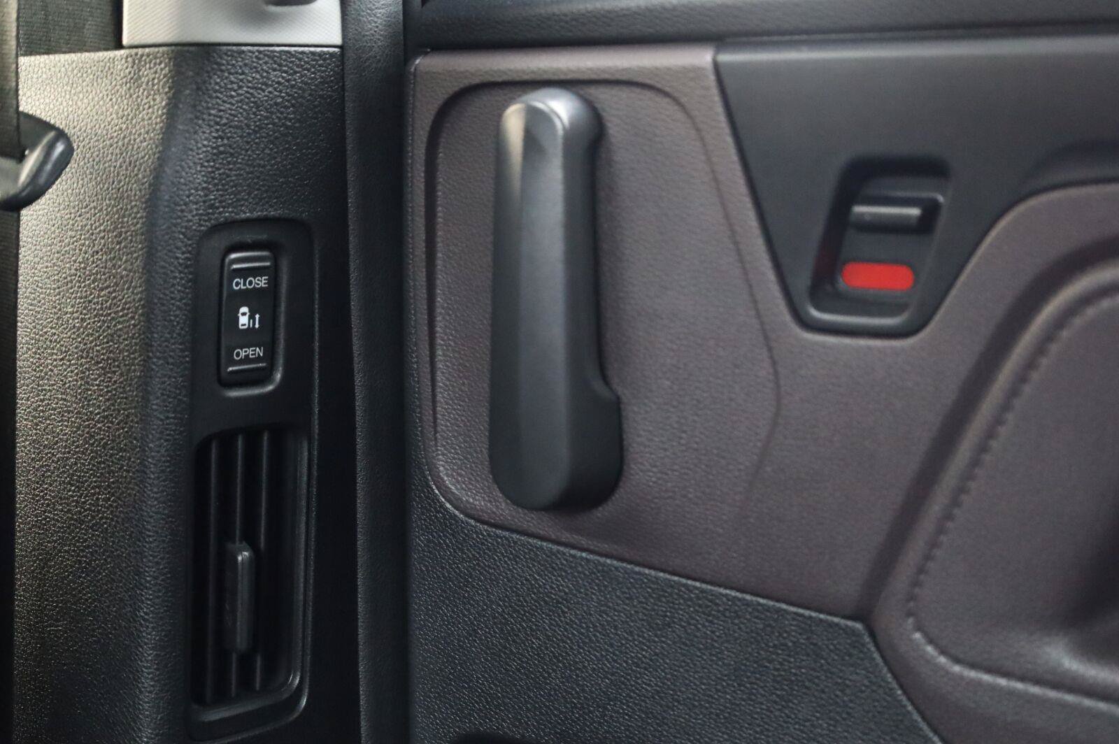 Used 2018 Honda Odyssey EX-L image 40