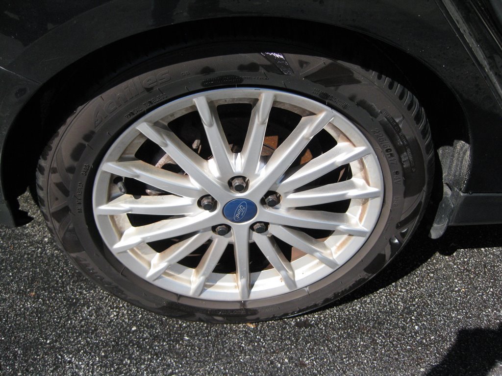 Used 2013 Ford Focus Electric Hatchback image 10