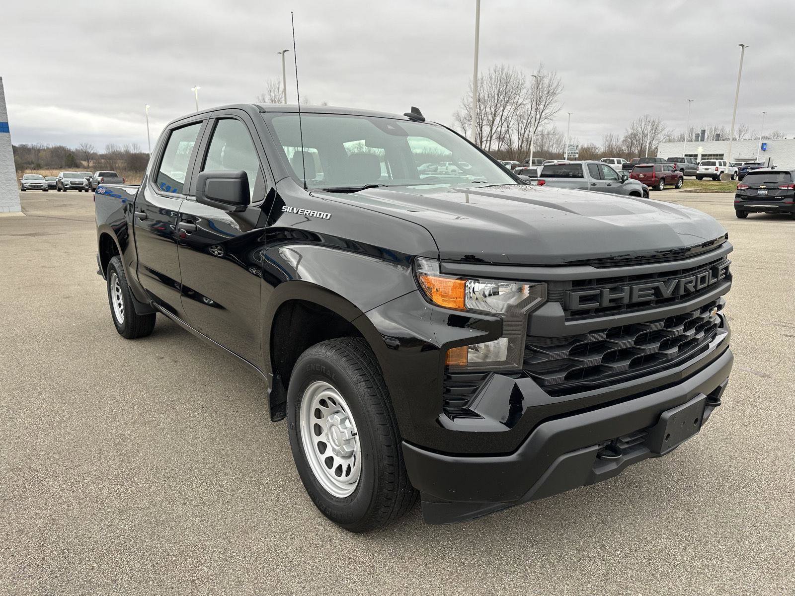 Used 2024 Chevrolet Silverado 1500 W/T w/ WT Fleet Convenience Package AWD/4WD image 9
