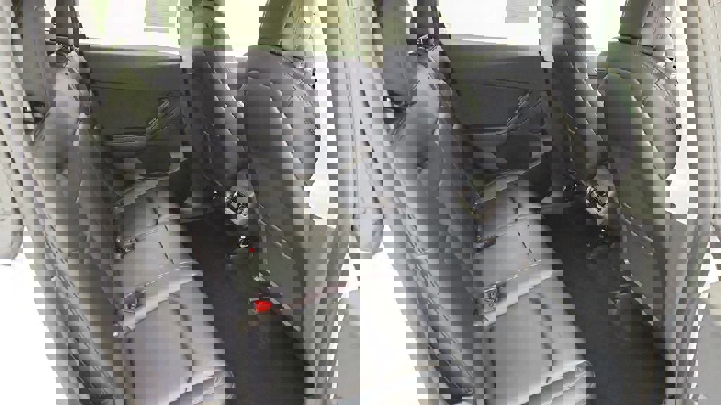 Used 2021 Tesla Model Y Long Range image 27