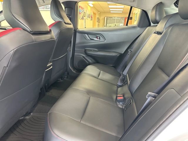 Used 2025 Toyota Prius Plug-In Hybrid image 11