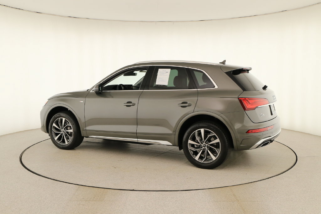 Certified 2024 Audi Q5 2.0T Premium Plus AWD/4WD image 3