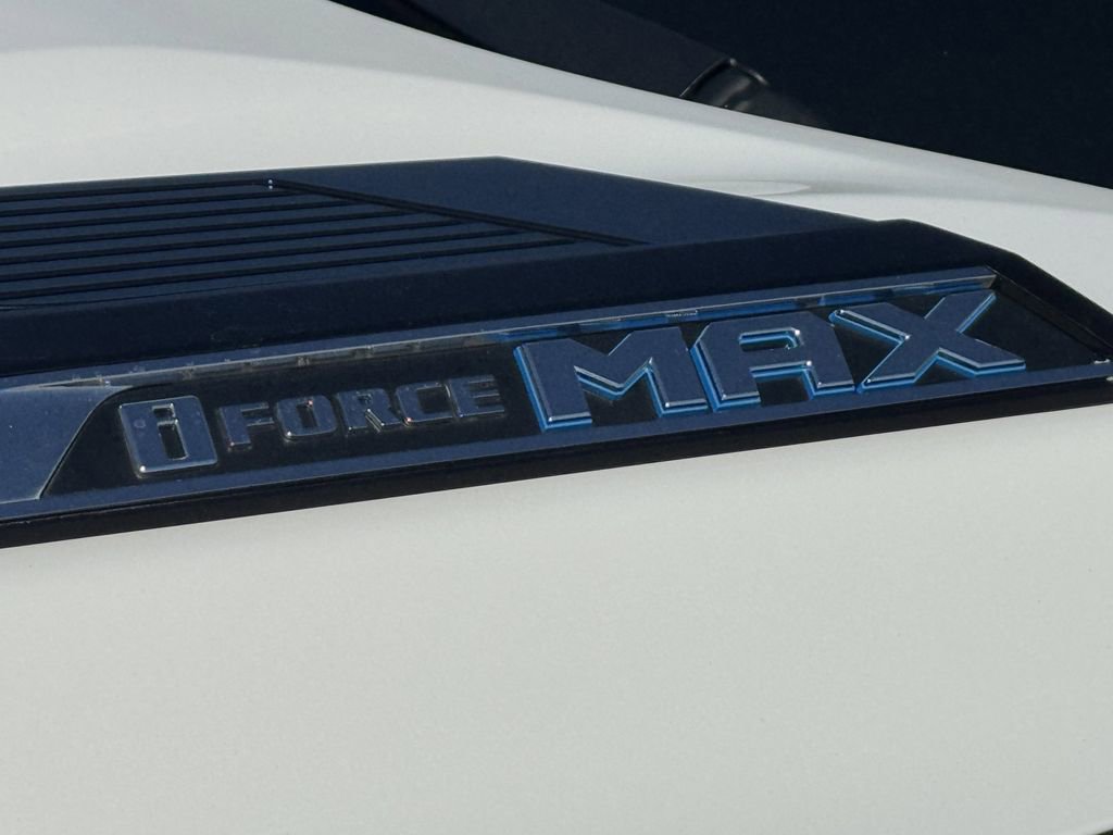 Used 2024 Toyota Tundra Limited AWD/4WD image 10