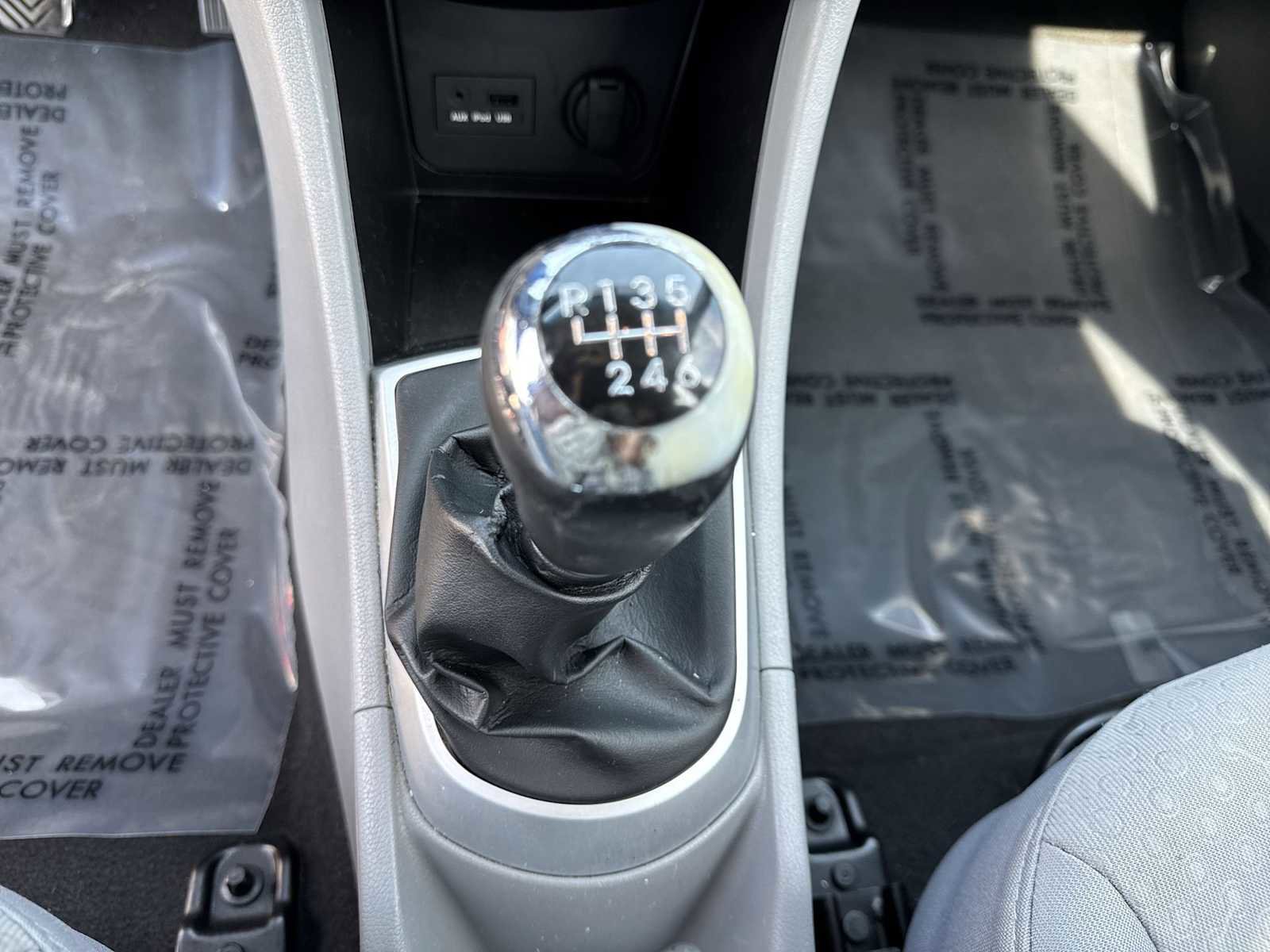 Used 2013 Hyundai Accent SE image 29