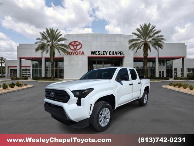 Certified 2024 Toyota Tacoma SR AWD/4WD image 1