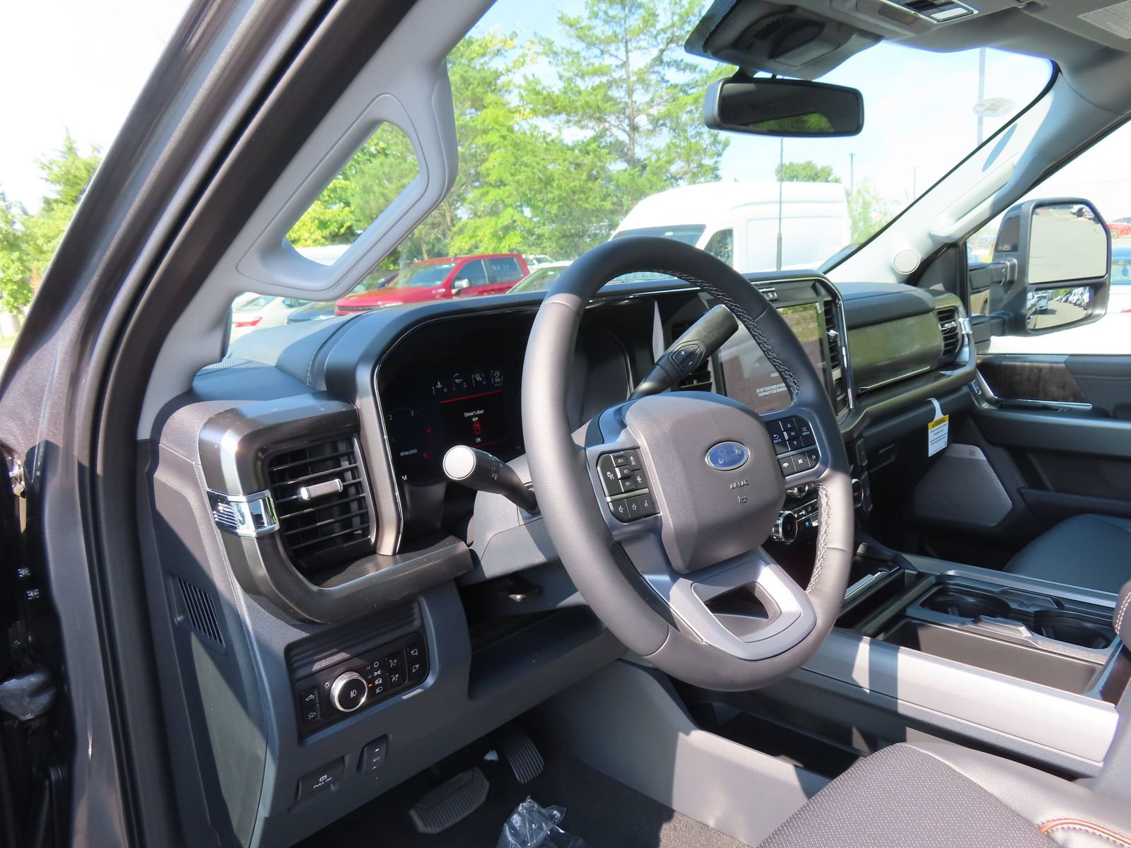 New 2026 Ford F250 Lariat w/ Black Appearance Package AWD/4WD image 12