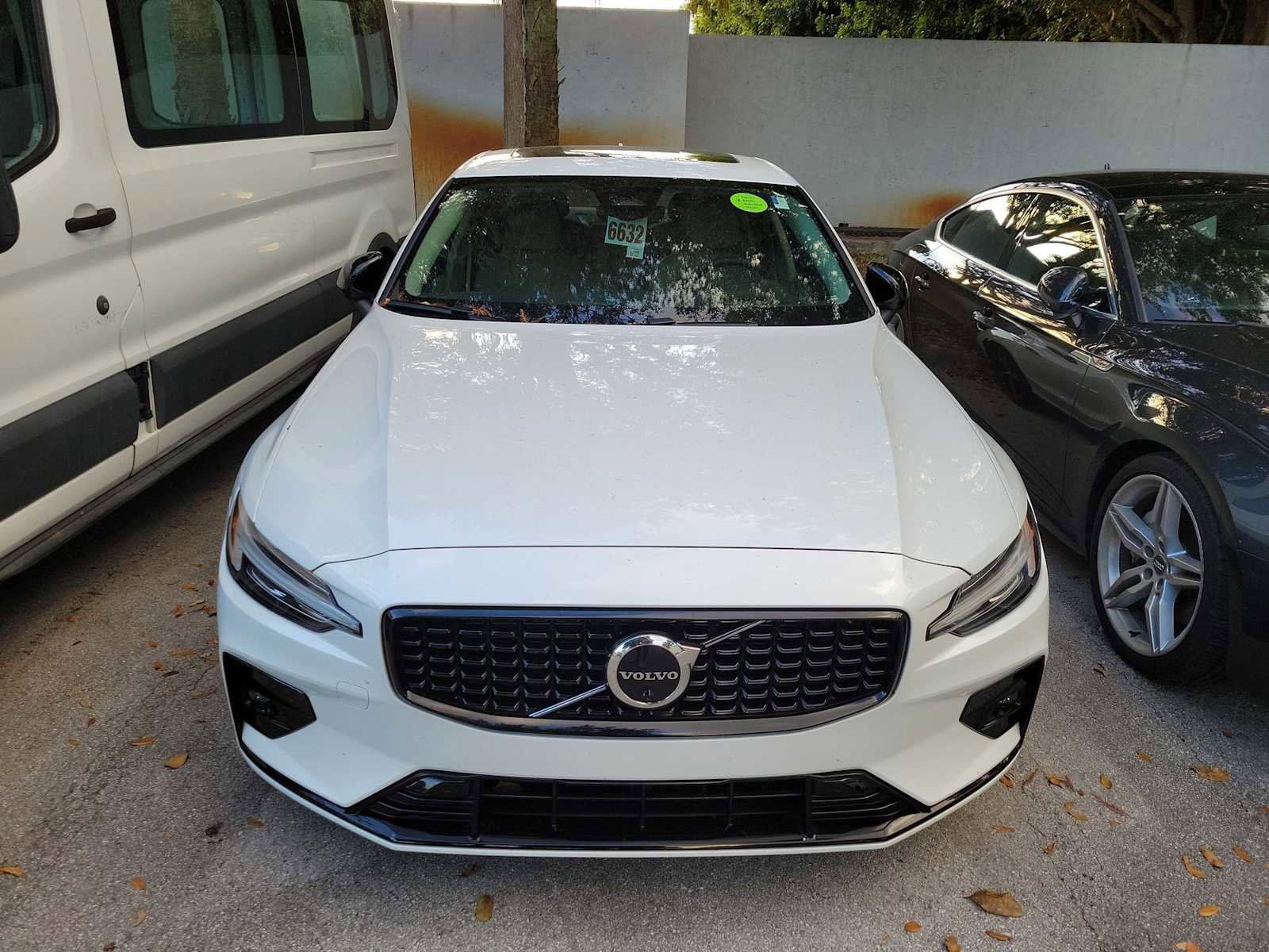 Used 2023 Volvo S60 B5 Ultimate image 7