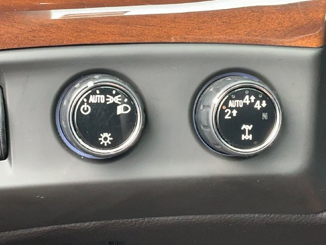 Used 2020 Cadillac Escalade Premium Luxury AWD/4WD image 41