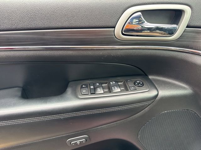 Used 2021 Jeep Grand Cherokee Limited w/ Trailer Tow Group IV image 14