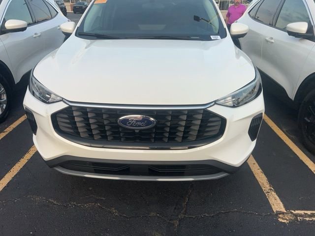 Used 2023 Ford Escape Active w/ Tech Pack #2 AWD/4WD image 6