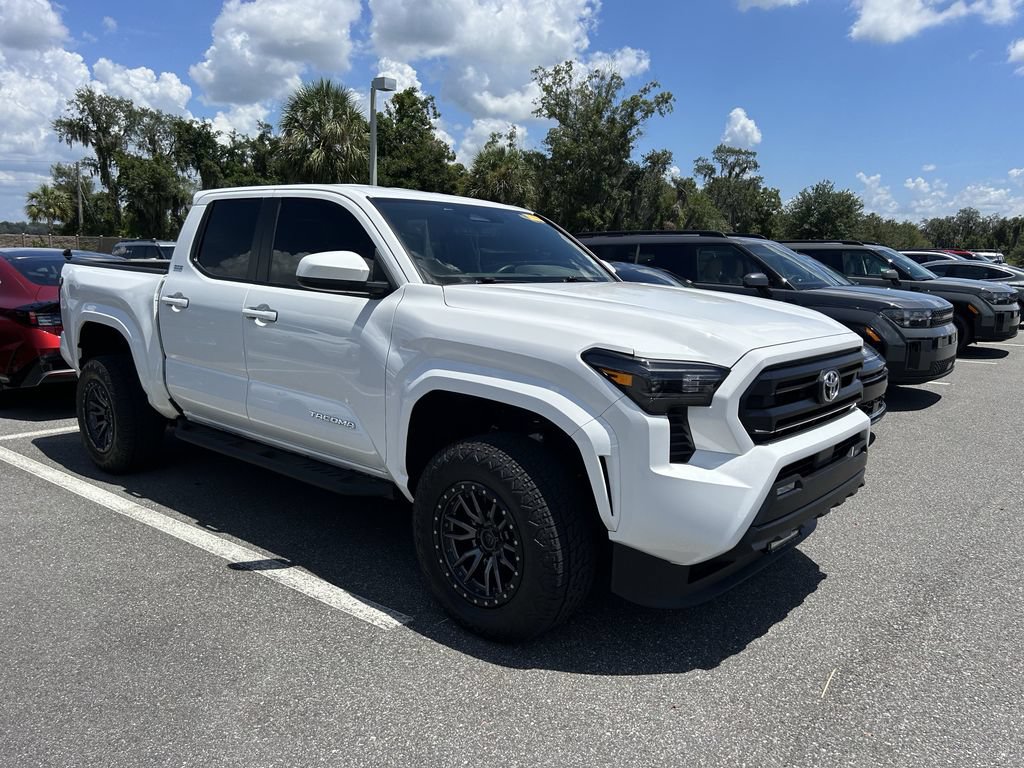 Used 2024 Toyota Tacoma SR5 RWD image 2