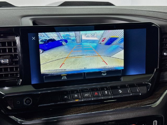 Used 2024 Chevrolet Silverado 1500 LT Trail Boss AWD/4WD image 16