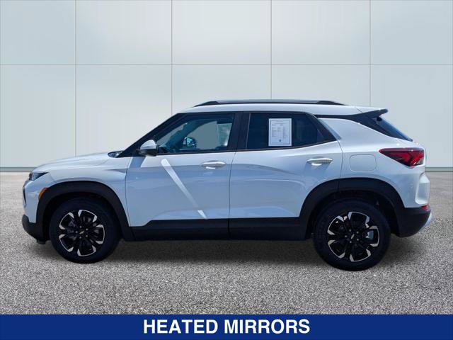 Used 2021 Chevrolet TrailBlazer LT FWD image 2