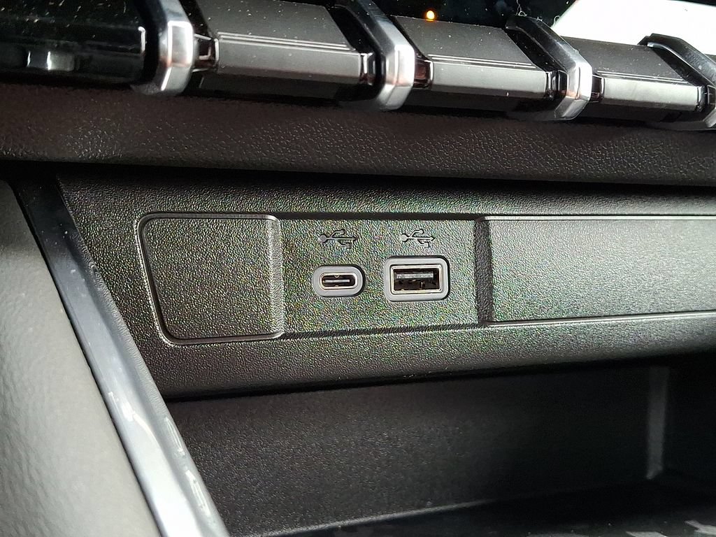 New 2026 GMC Canyon AT4 w/ Nightfall Essentials Package AWD/4WD image 15
