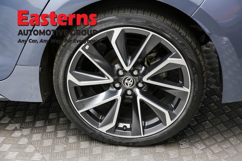 Used 2021 Toyota Corolla SE w/ SE Premium Package FWD image 8